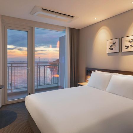 Urbanstay Busan Songdo Beach Exteriör bild